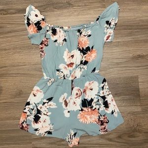 Kendall & Kylie Floral Off-the-shoulder Romper